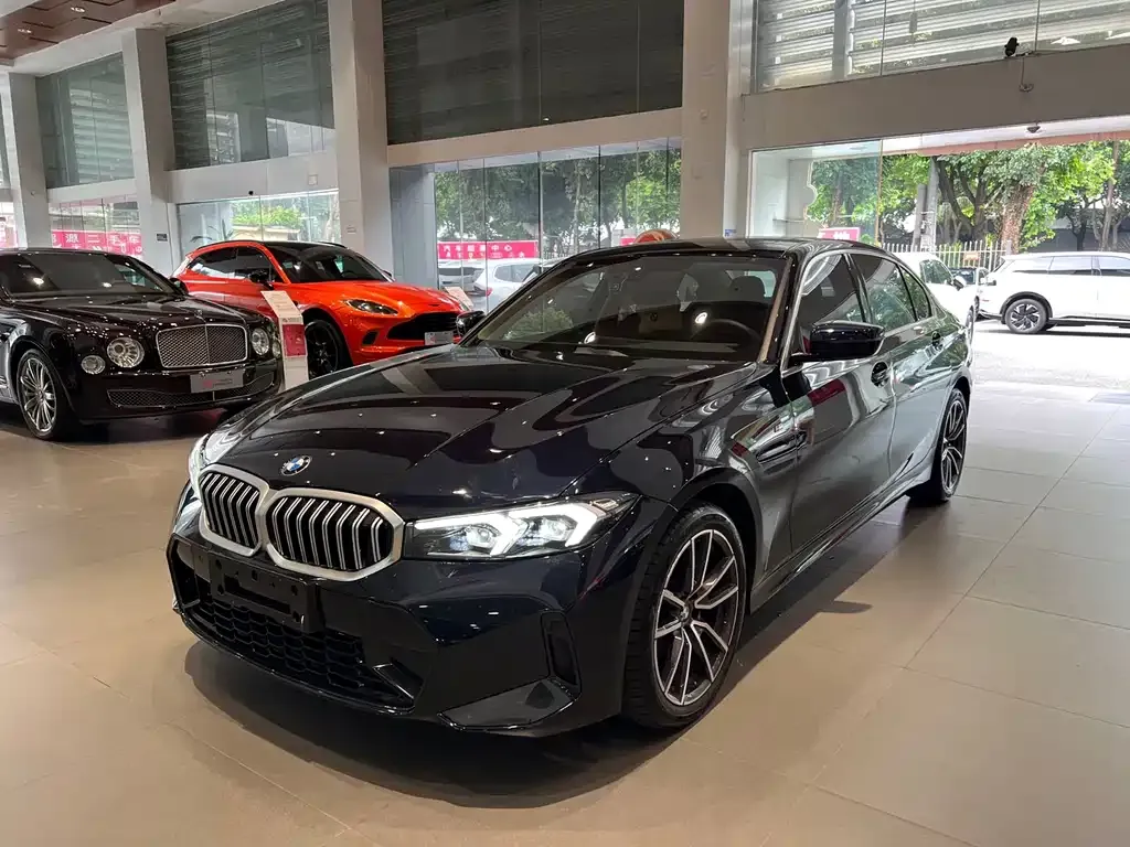 BMW 3 Series — фото 1