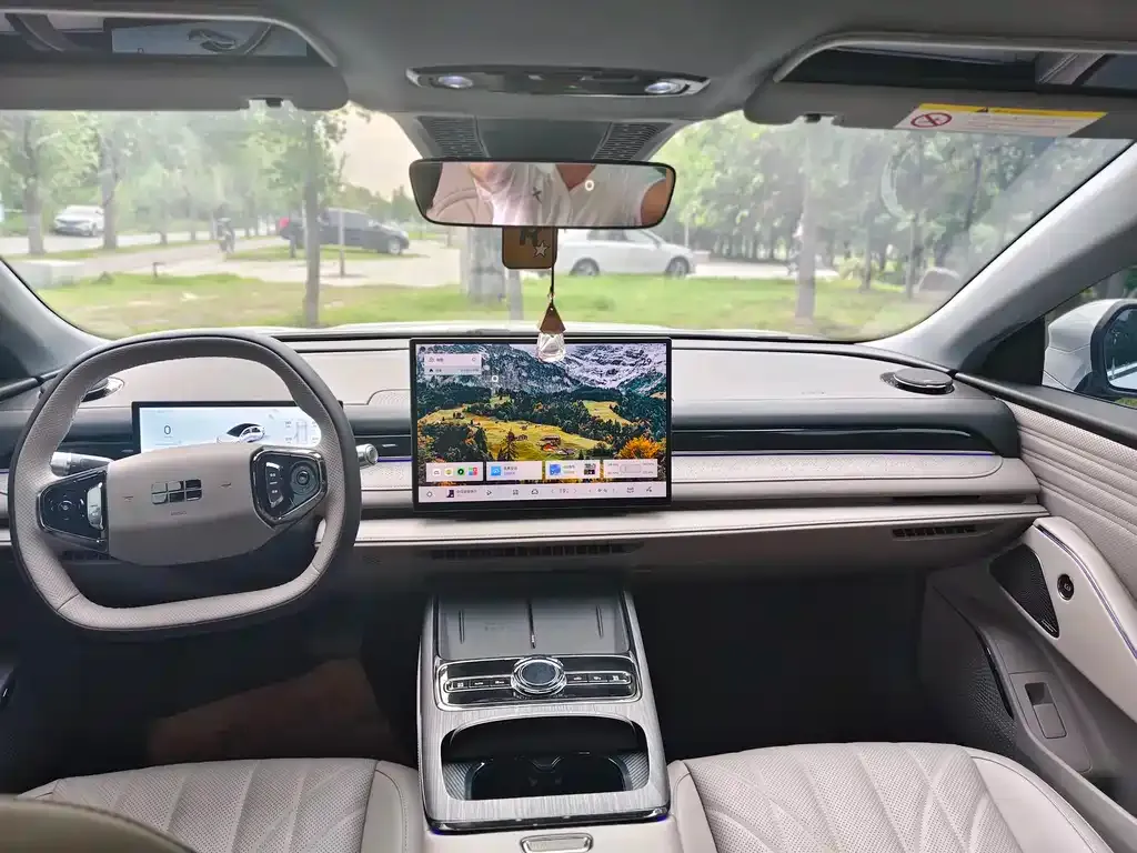 Geely Galaxy Xingyao 8 2025 из CN, фото 10