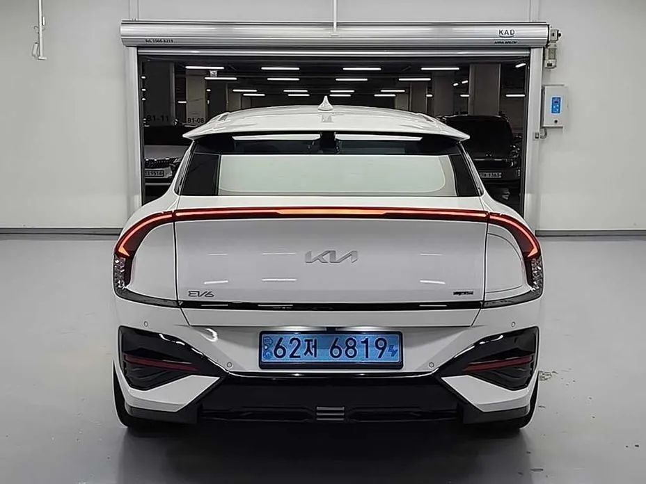 Kia EV6 — фото 3