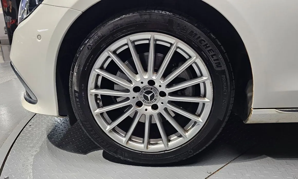 Mercedes-Benz E-Class 2022 из KR, фото 10
