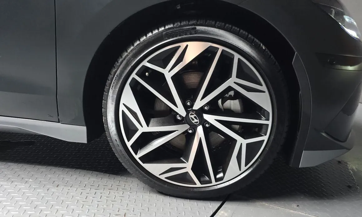 Hyundai Ioniq6 — фото 7
