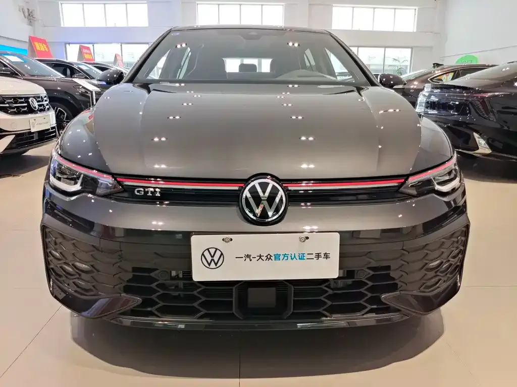 Volkswagen Golf GTI — фото 5