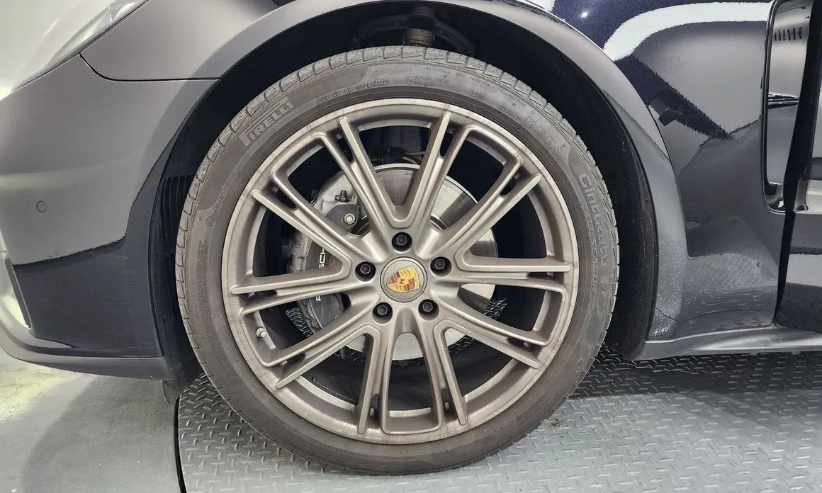 Porsche Panamera 2023 из KR, фото 6