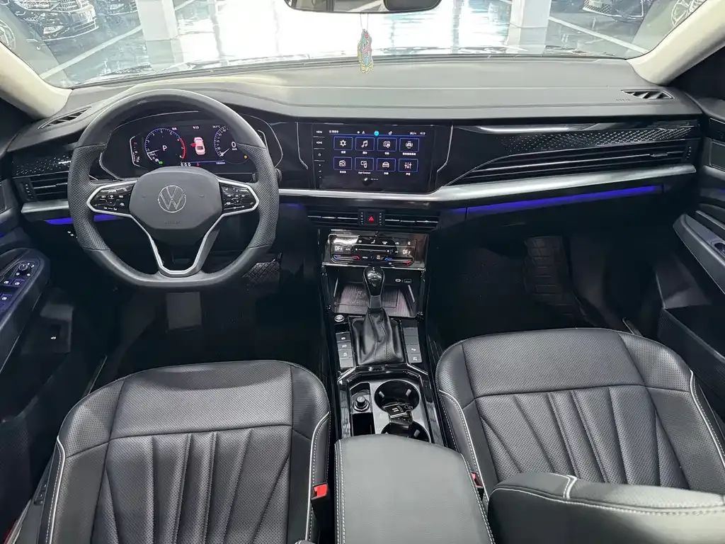 Volkswagen Passat — фото 10