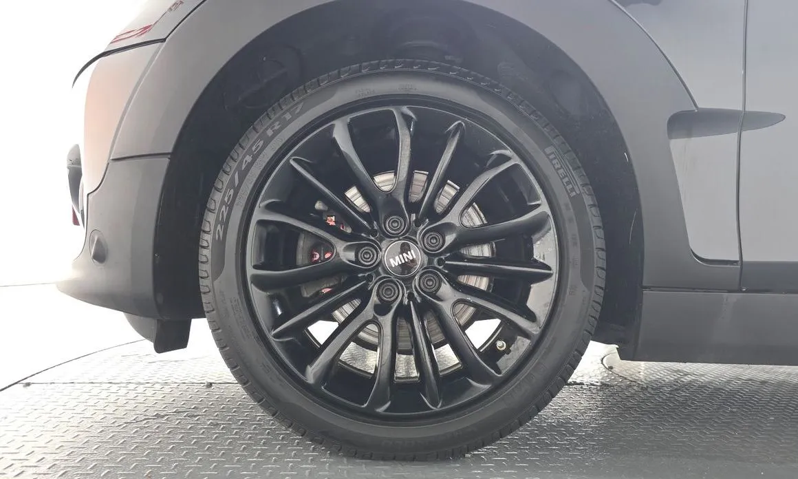 Mini Clubman — фото 10