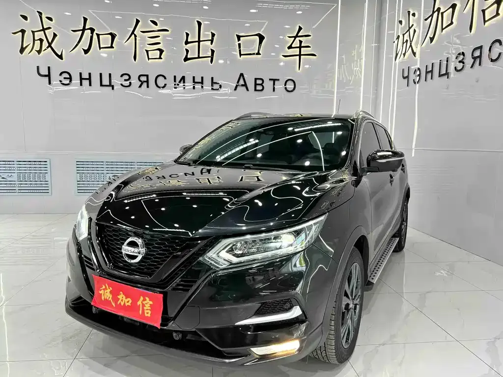 Nissan Qashqai — фото 1