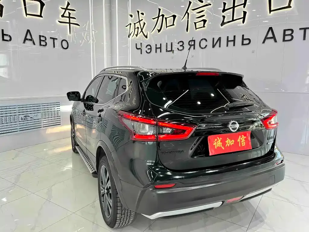 Nissan Qashqai — фото 9