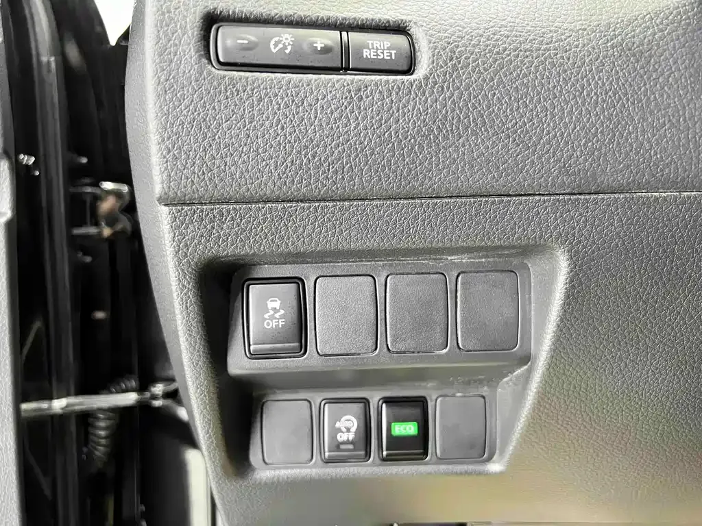 Nissan Qashqai — фото 8