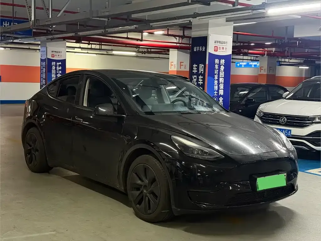 Tesla Model Y — фото 7