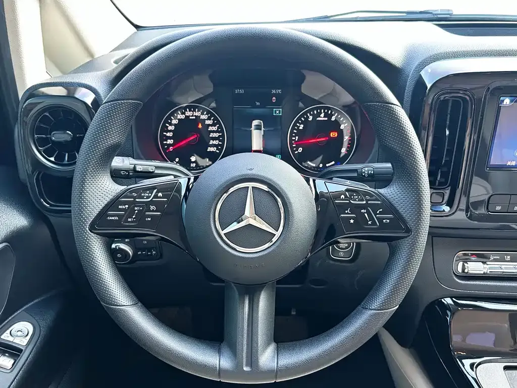 Mercedes-Benz Vito — фото 8