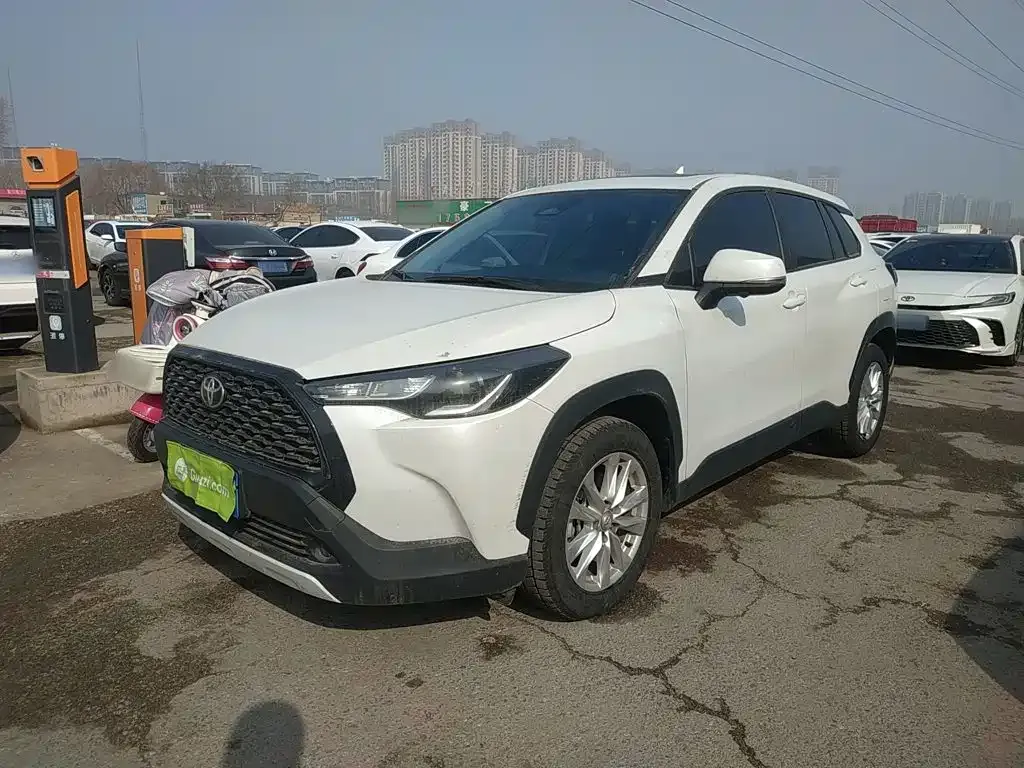 Toyota Corolla Cross — фото 3