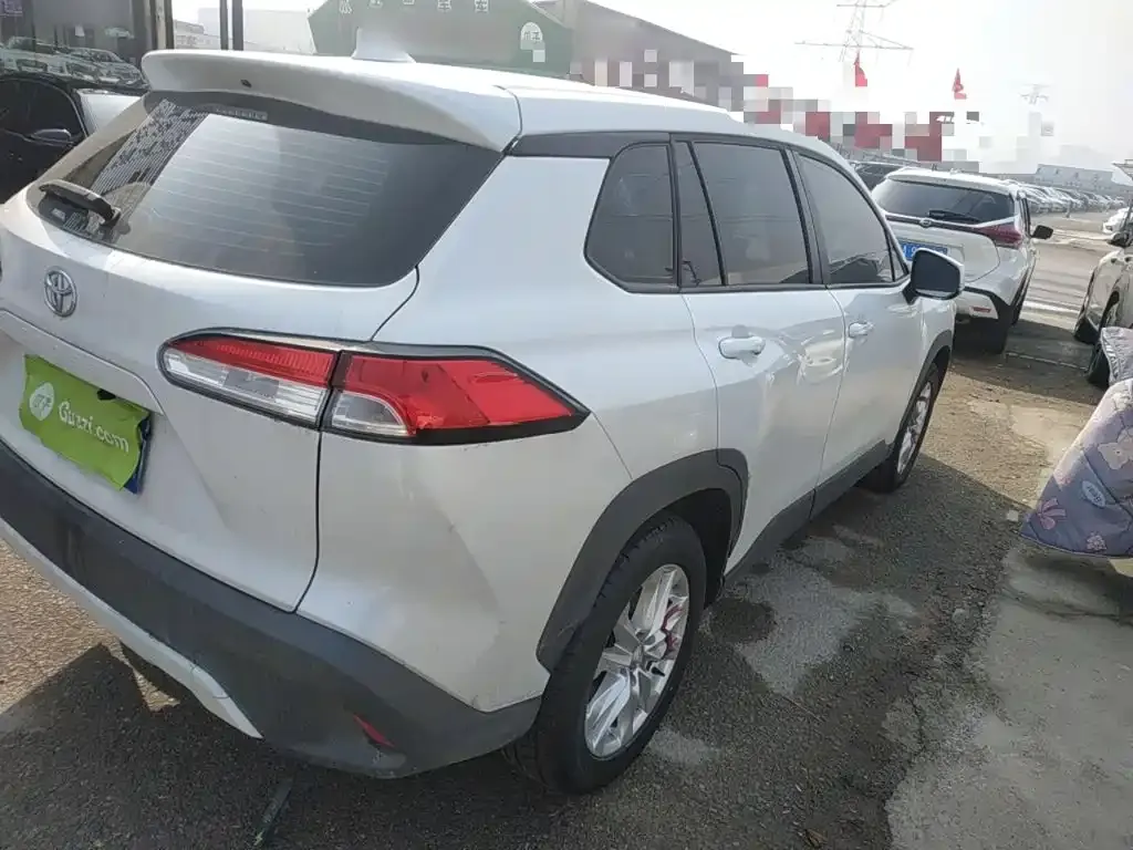 Toyota Corolla Cross — фото 10