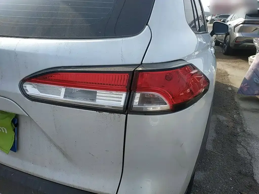 Toyota Corolla Cross — фото 2