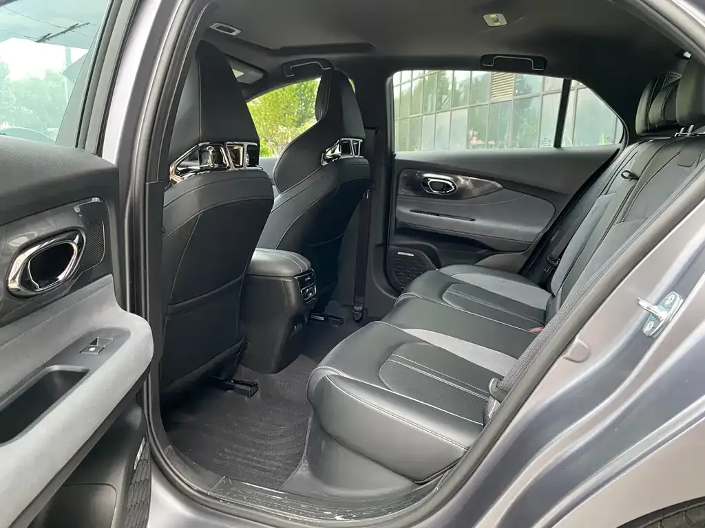 GAC Motor Shadow Leopard — фото 4