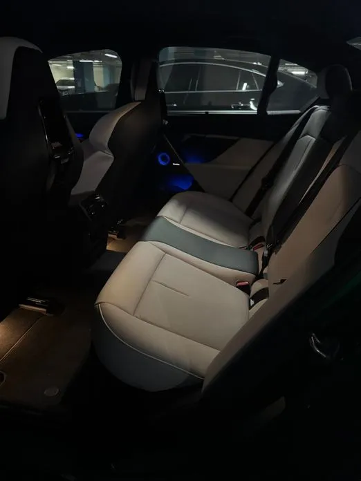 BMW M5 2026 из KR, фото 4