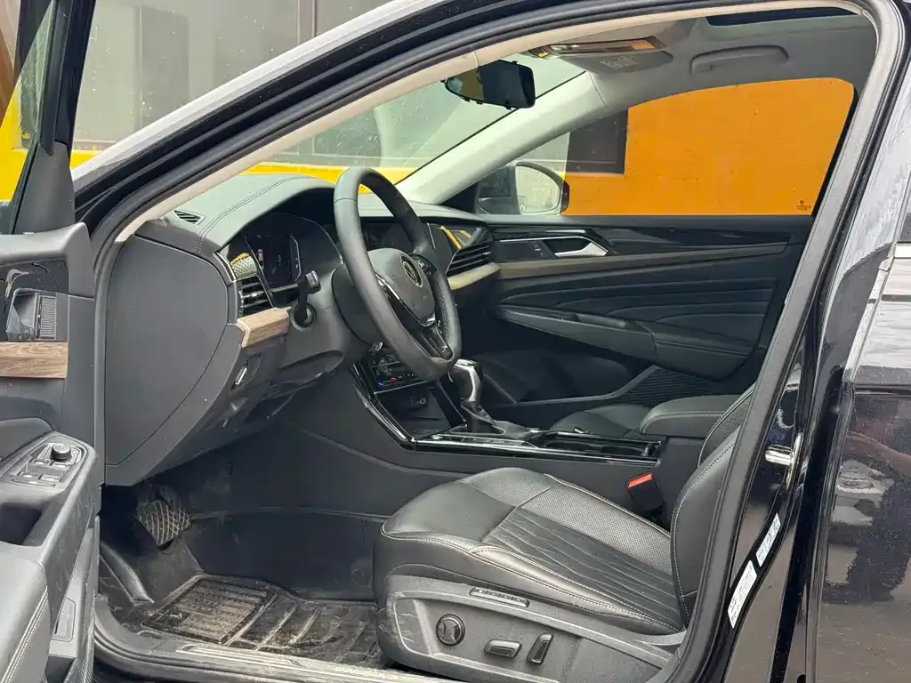 Volkswagen Passat — фото 4