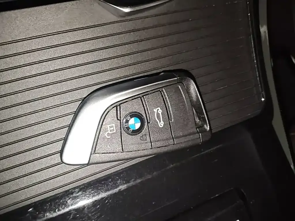 BMW X2 — фото 9