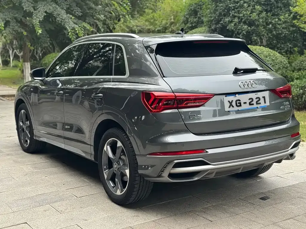 Audi Q3 — фото 5