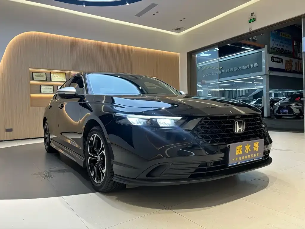 Honda Accord — фото 5