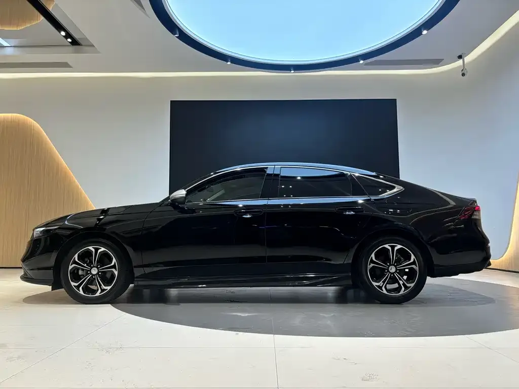 Honda Accord — фото 9