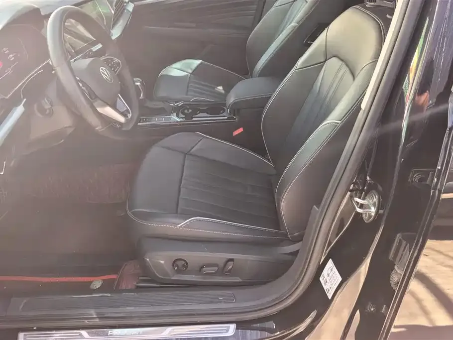 Volkswagen Passat — фото 4