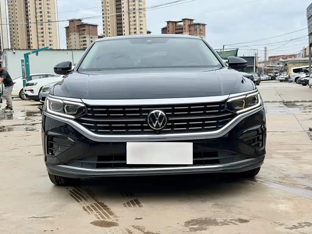 Volkswagen Passat — фото 3