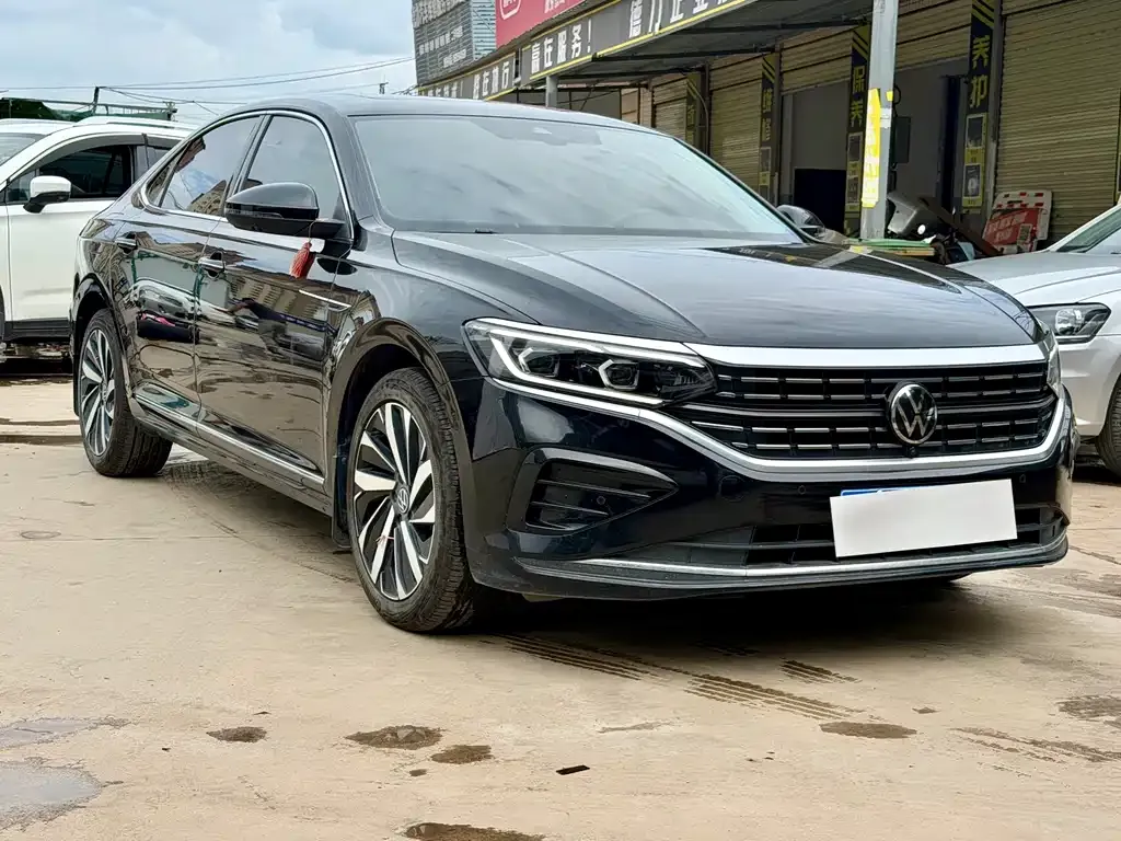 Volkswagen Passat — фото 5