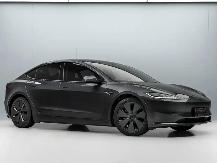 Tesla Model 3 — фото 5