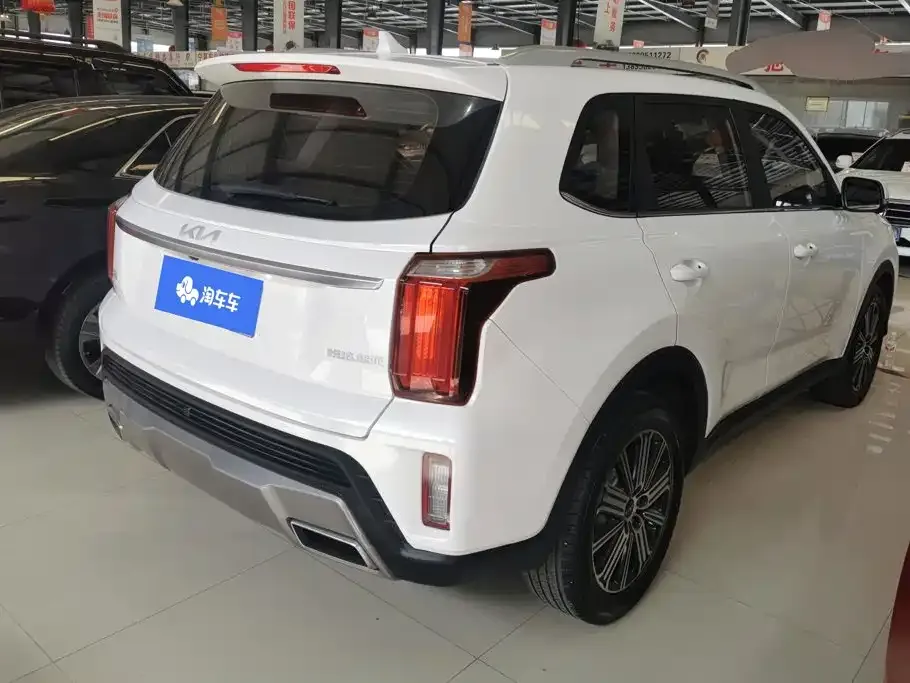 Kia Sportage — фото 8