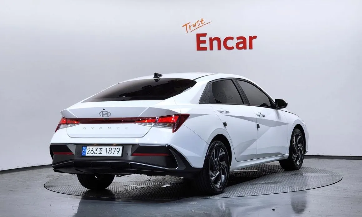 Hyundai AVANTE — фото 2