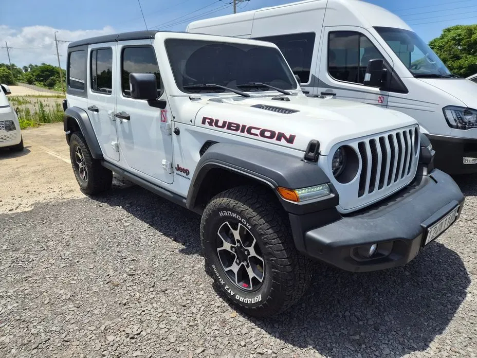 Jeep Wrangler 2023 из KR, фото 9