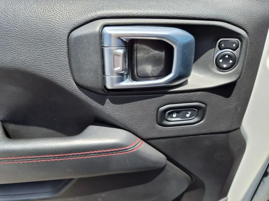 Jeep Wrangler 2023 из KR, фото 7