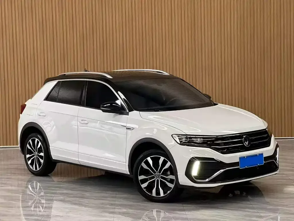Volkswagen T-Roc — фото 9