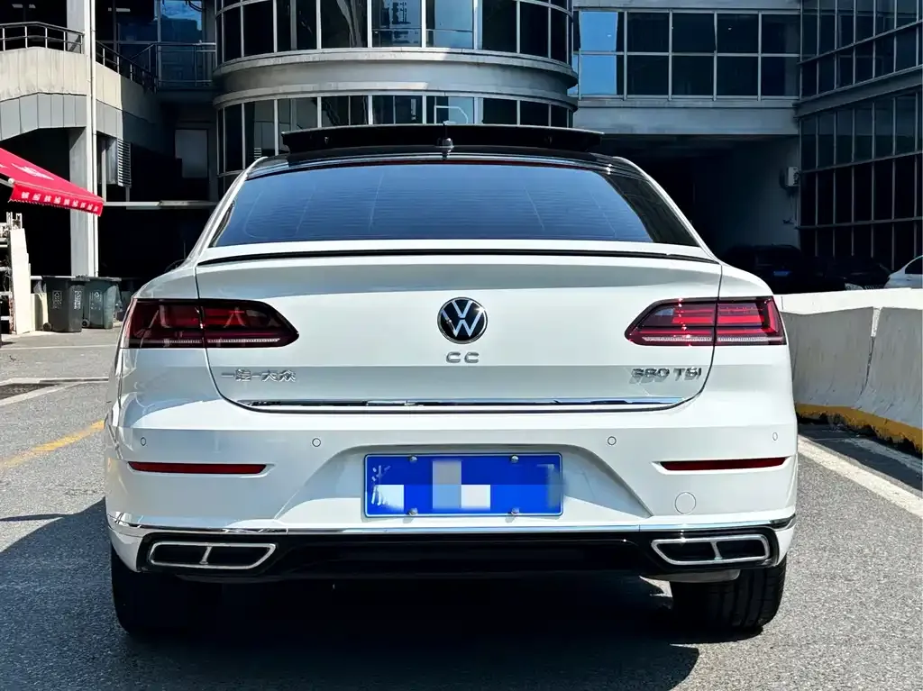 Volkswagen CC — фото 2