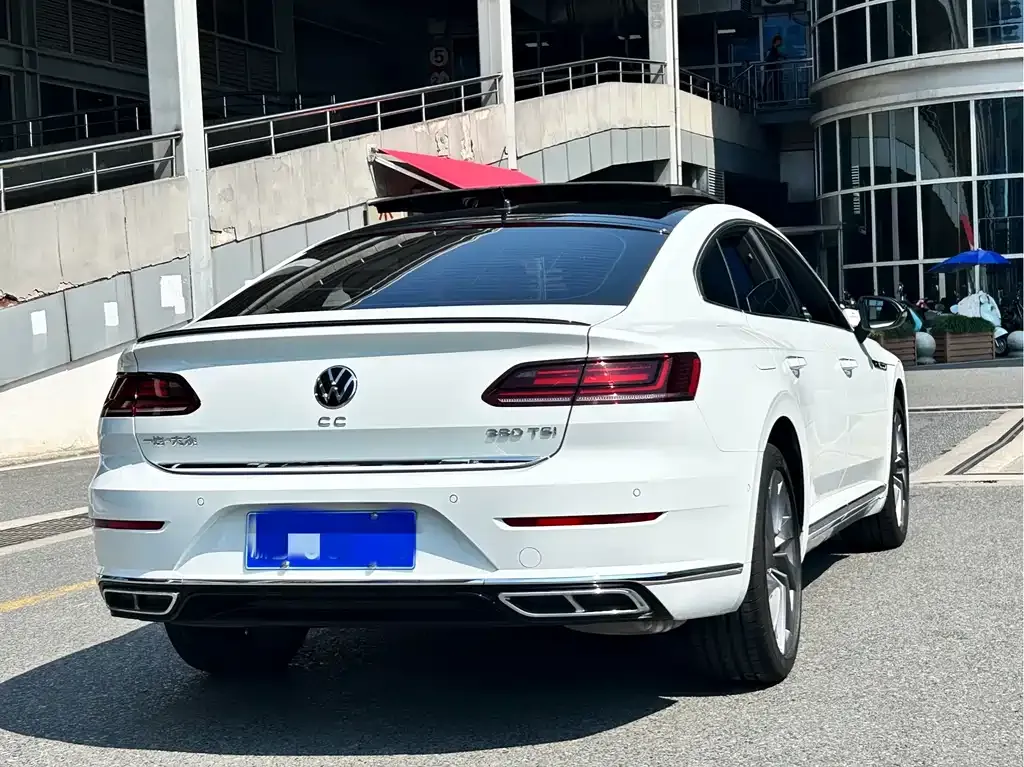 Volkswagen CC — фото 7