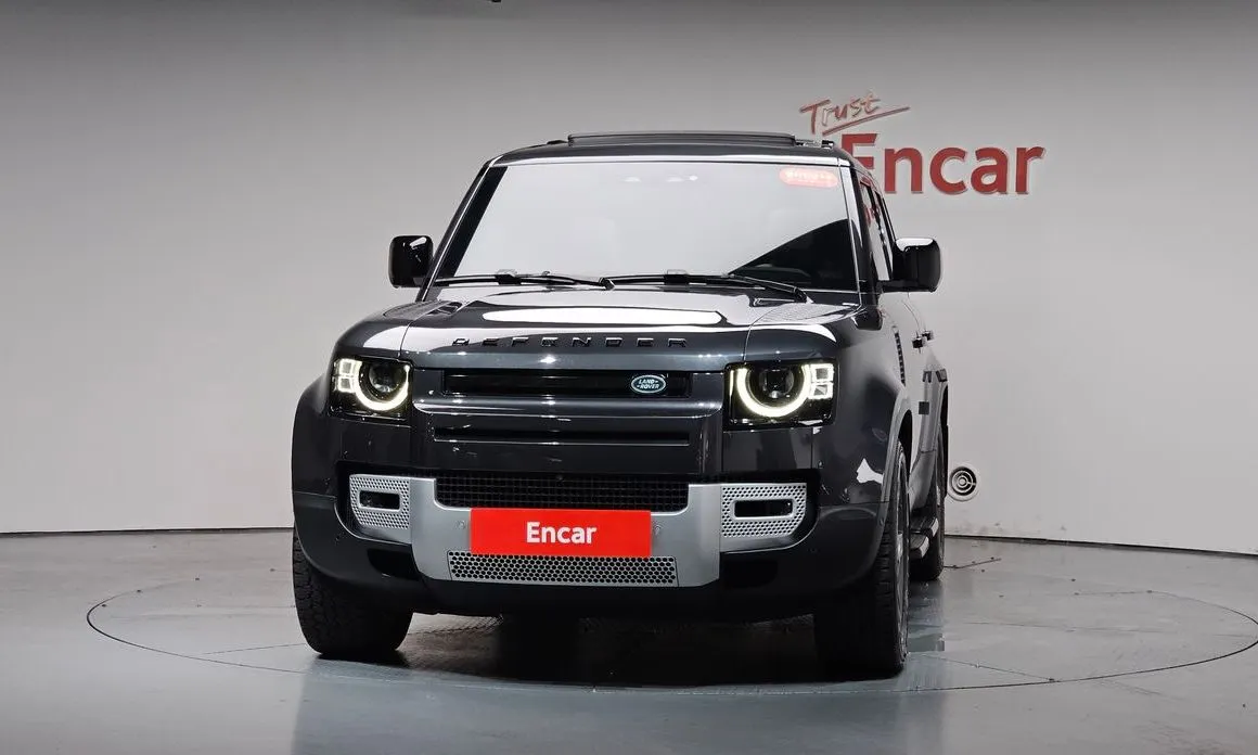 Land Rover Defender 2023 из KR, фото 2