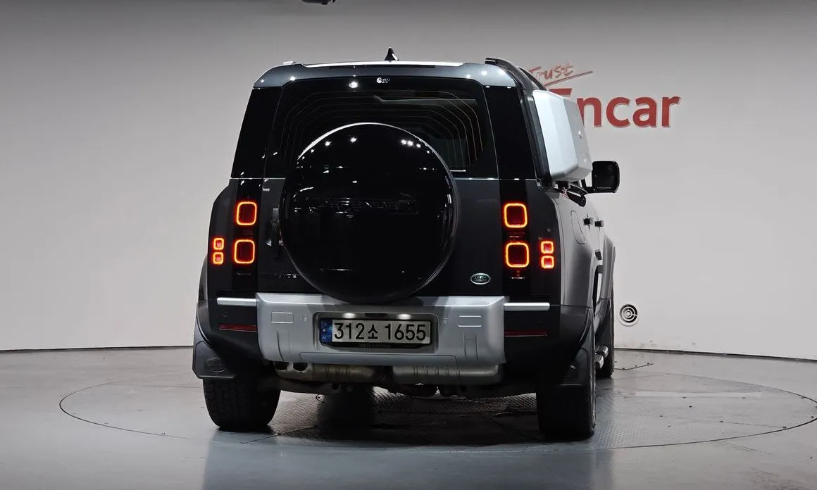 Land Rover Defender 2023 из KR, фото 5