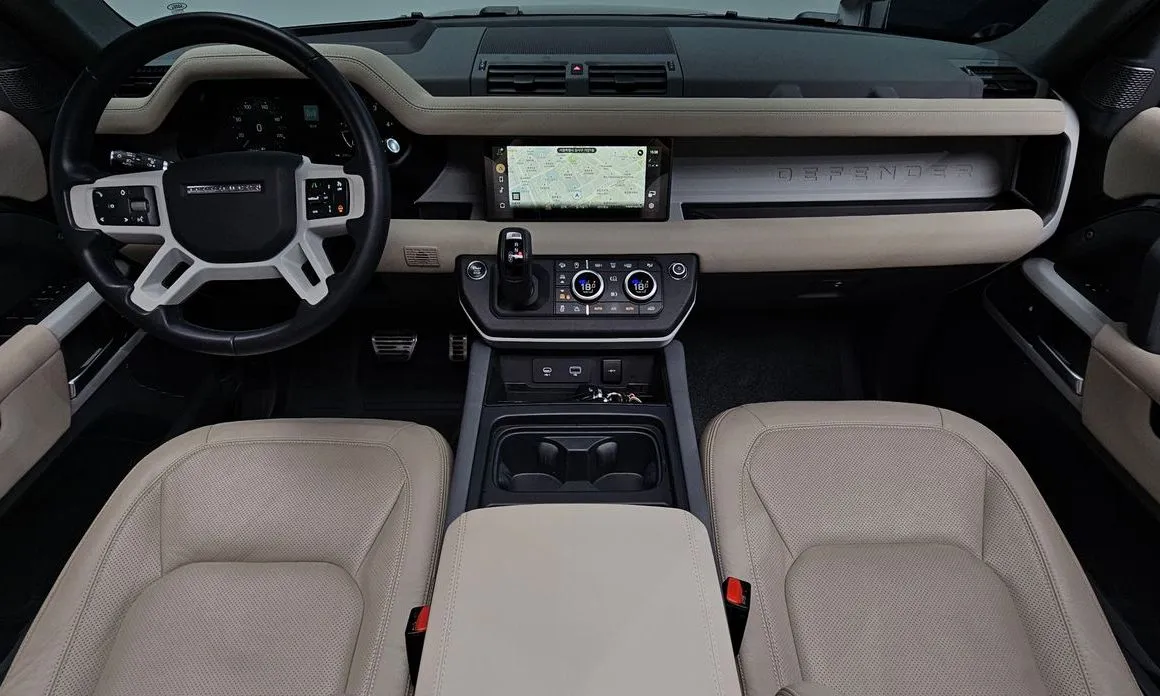 Land Rover Defender 2023 из KR, фото 10