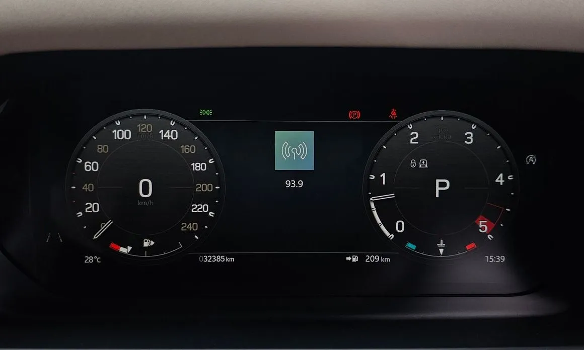 Land Rover Defender 2023 из KR, фото 7