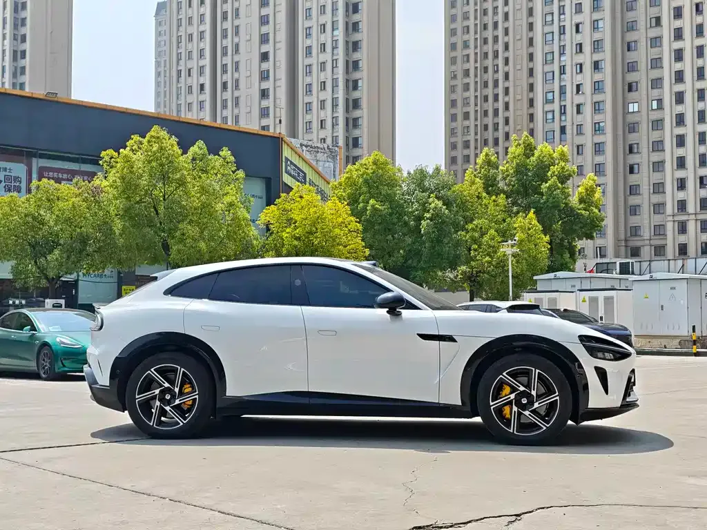 Xiaomi YU7 — фото 10