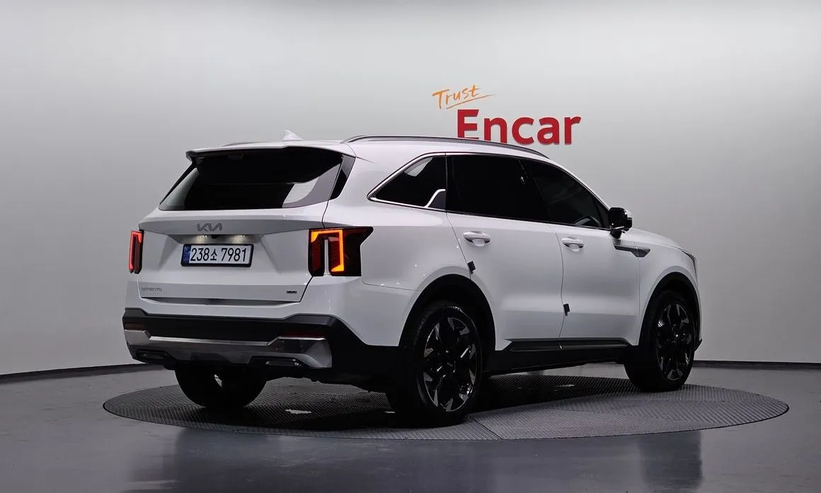 Kia Sorento — фото 3