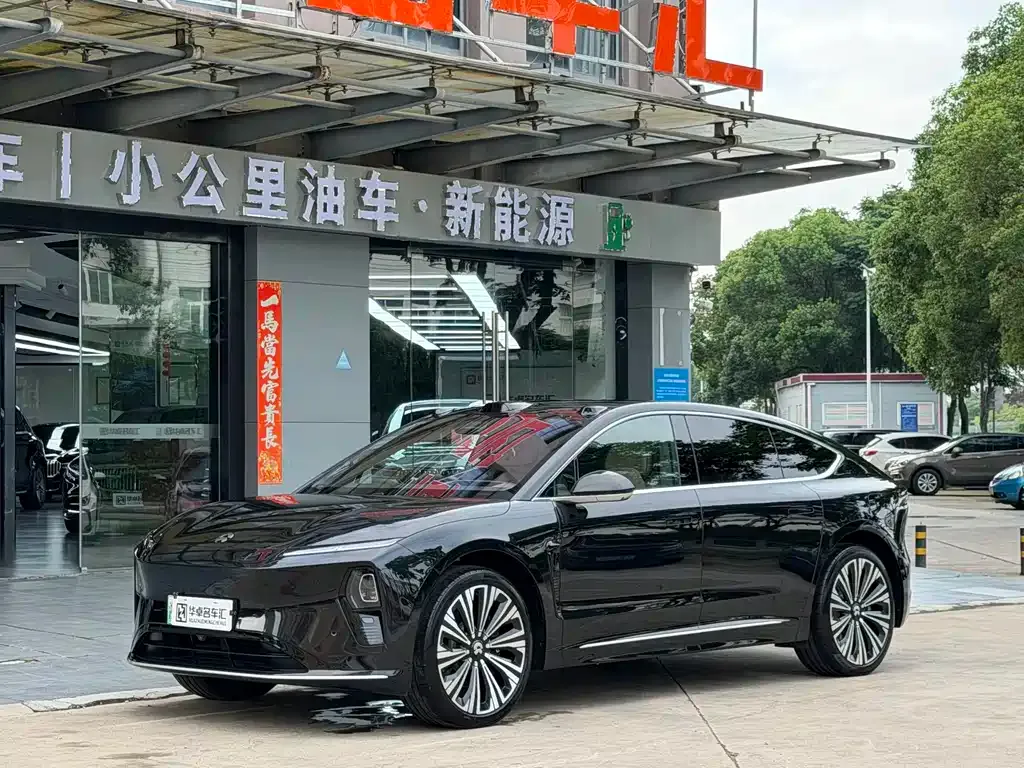 NIO ET9