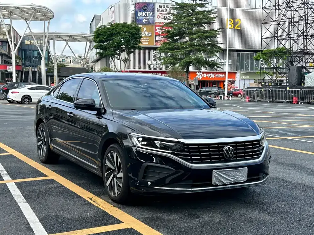 Volkswagen Passat — фото 4