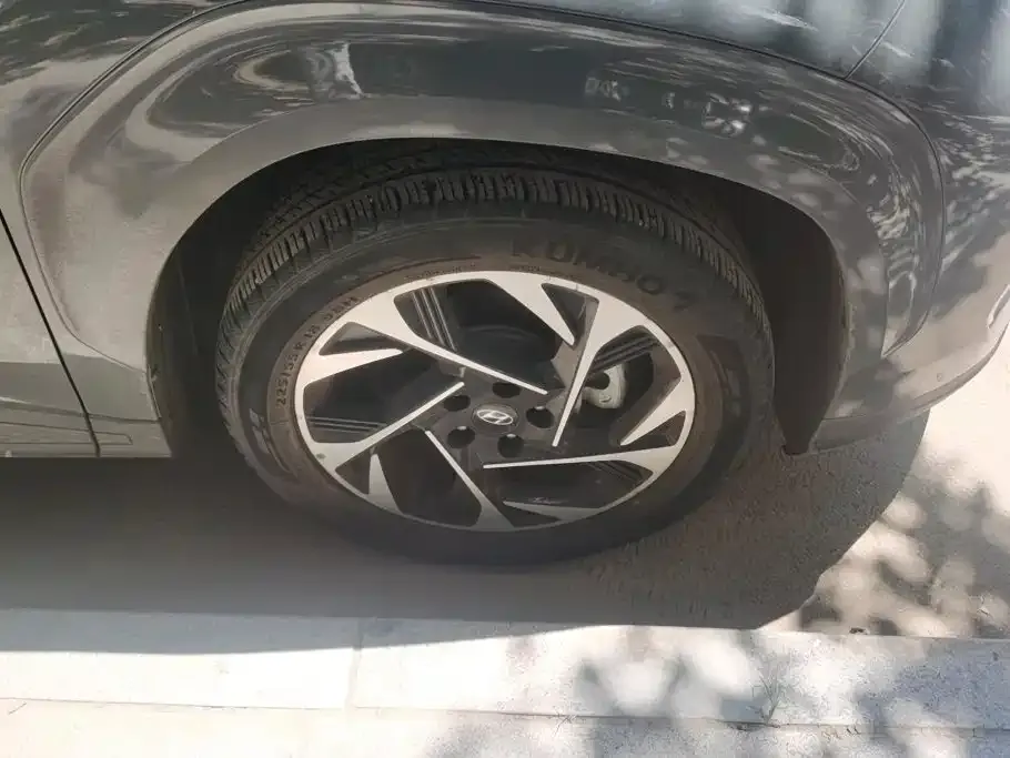 Hyundai Custo — фото 2