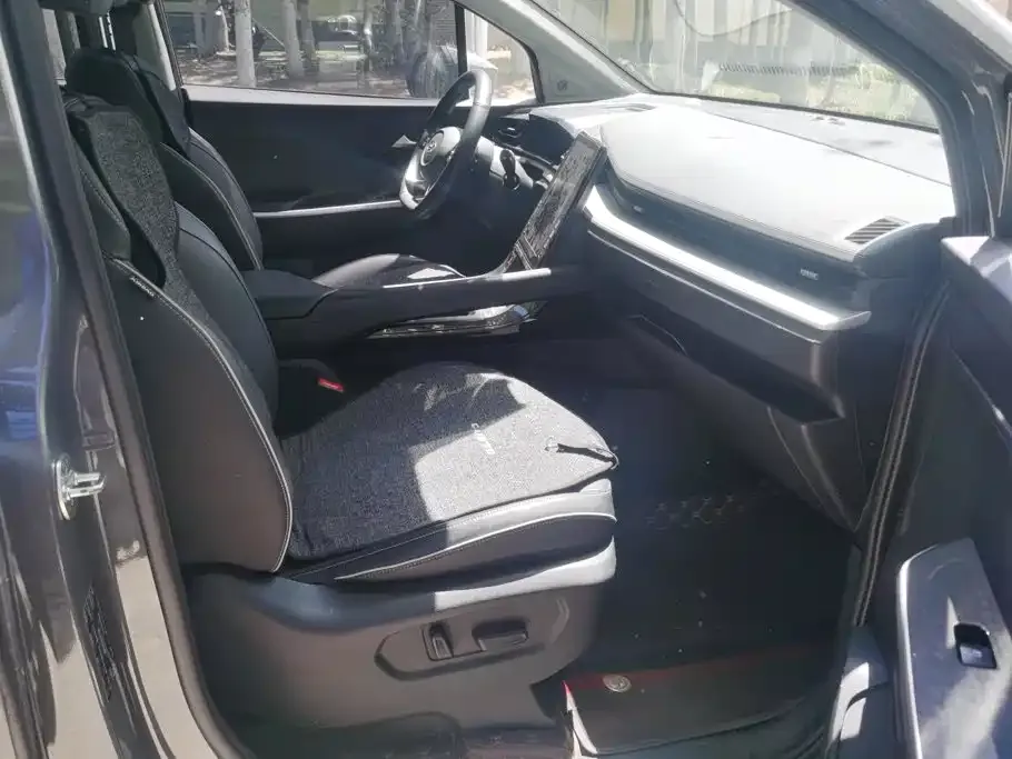 Hyundai Custo — фото 10