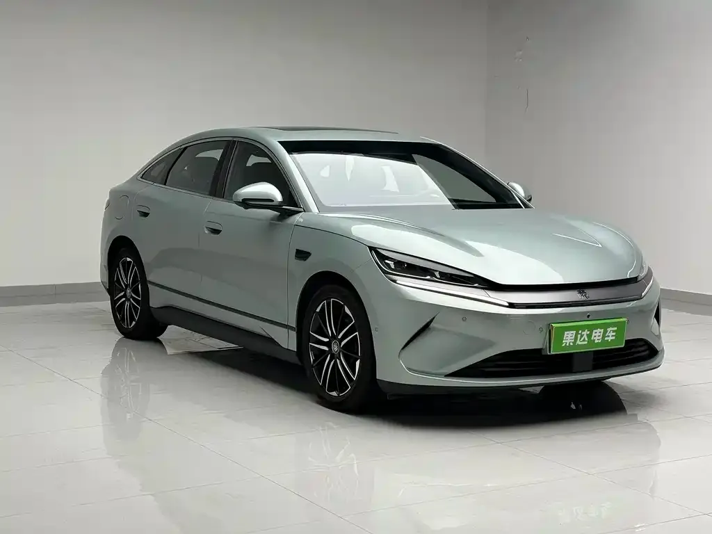 BYD Qin L — фото 10