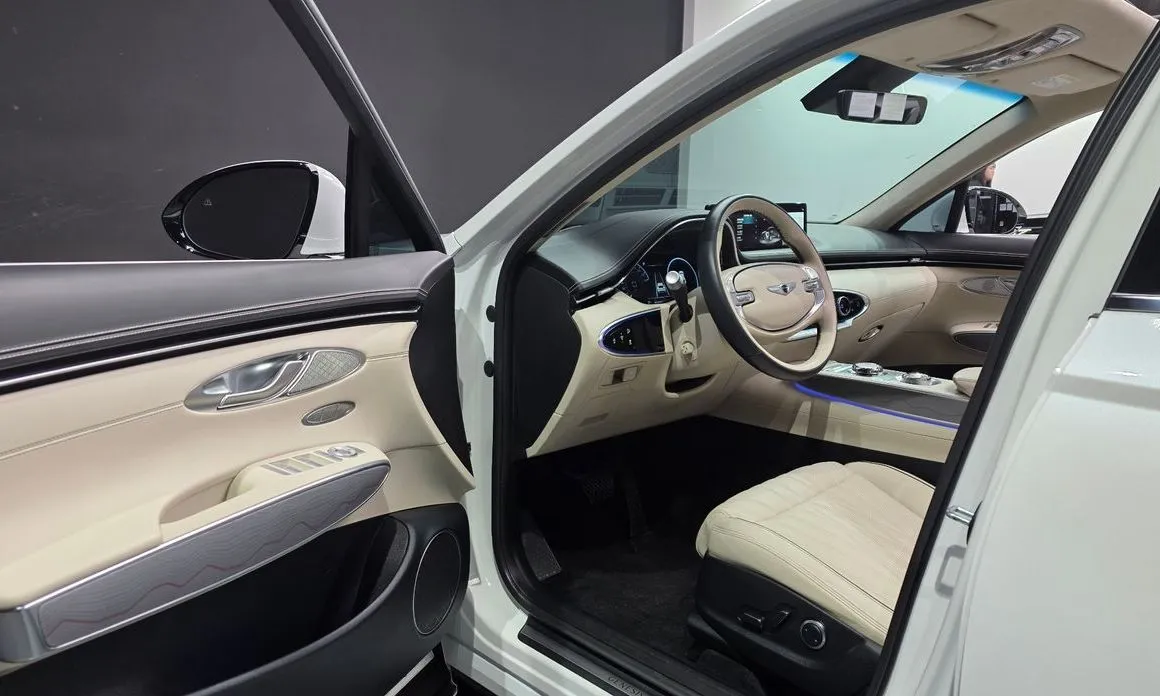 Genesis GV70 — фото 10