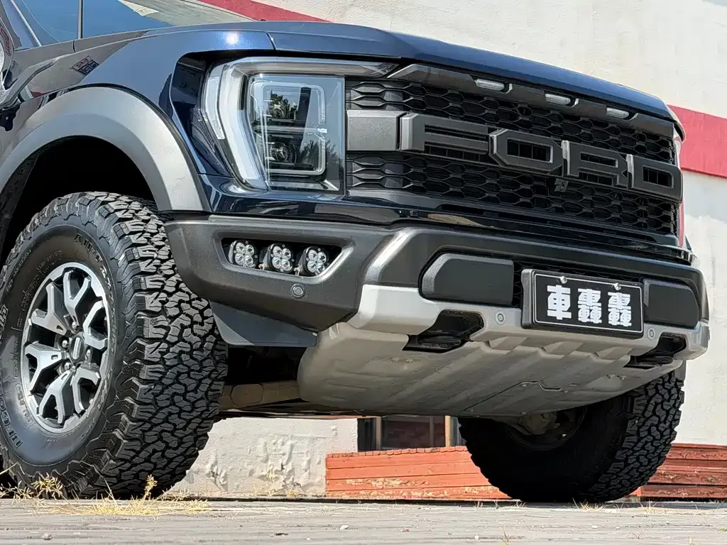 Ford F-150 Raptor — фото 9