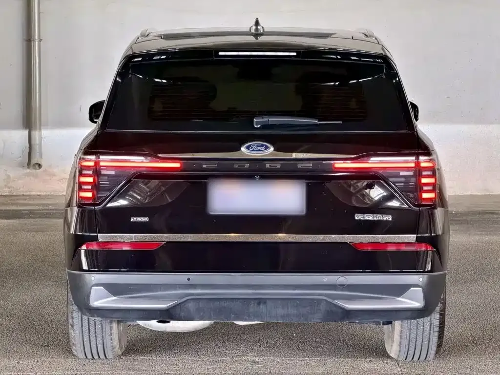 Ford Edge — фото 10