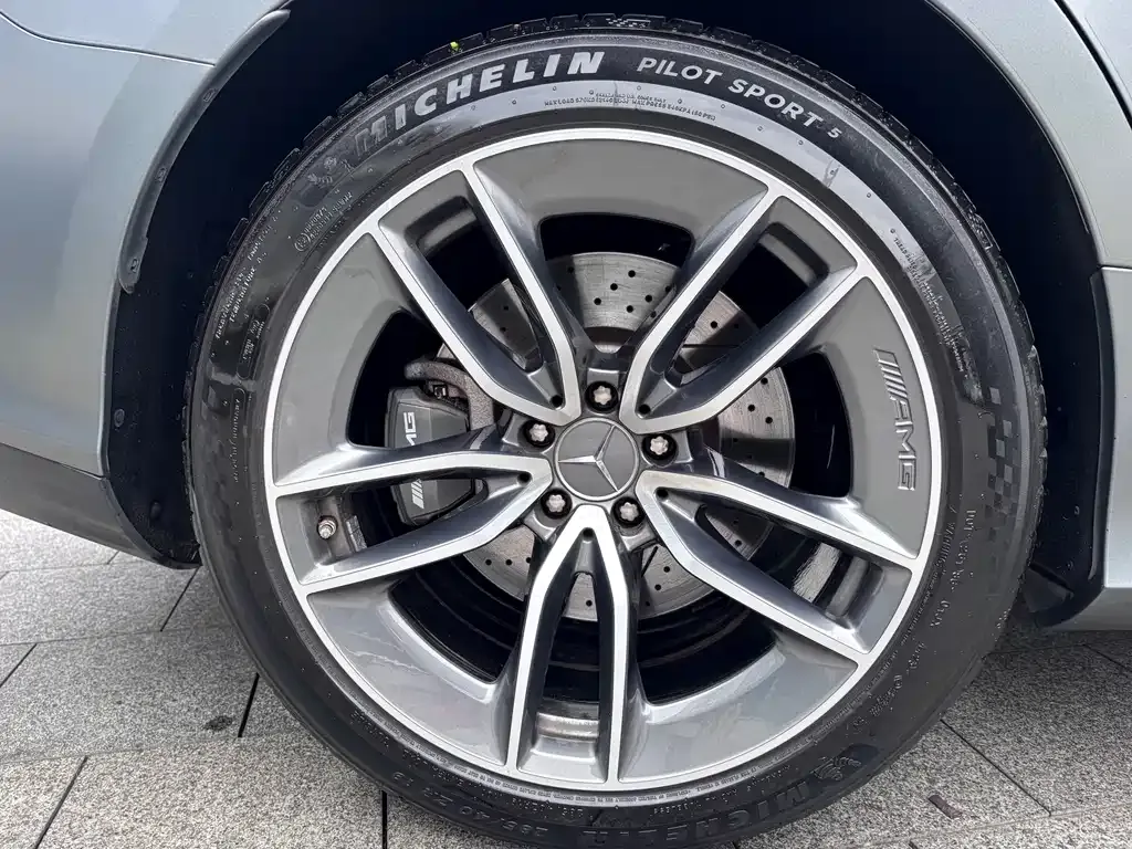 Mercedes-Benz AMG GT — фото 10
